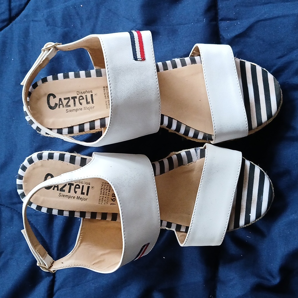 Woman's wedges